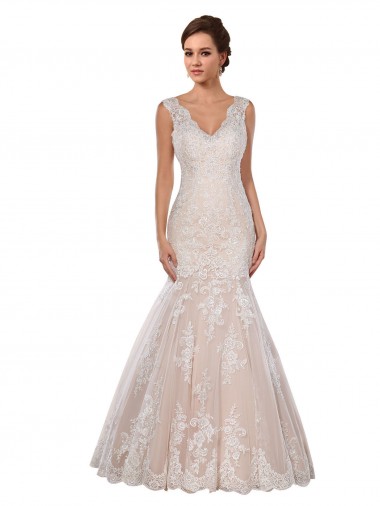 Best Classic Fit and Flare V-Neck Mermaid Lace Wedding Dress