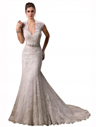 Best Halter V-Neck Mermaid Lace Wedding Dress with Keyhole Back