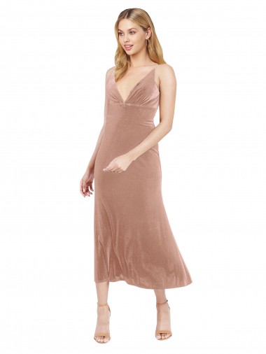 Best Midi Cocktail Length Short V-Neck Velvet Bridesmaid Dress / Prom Dress with Notched Neckline